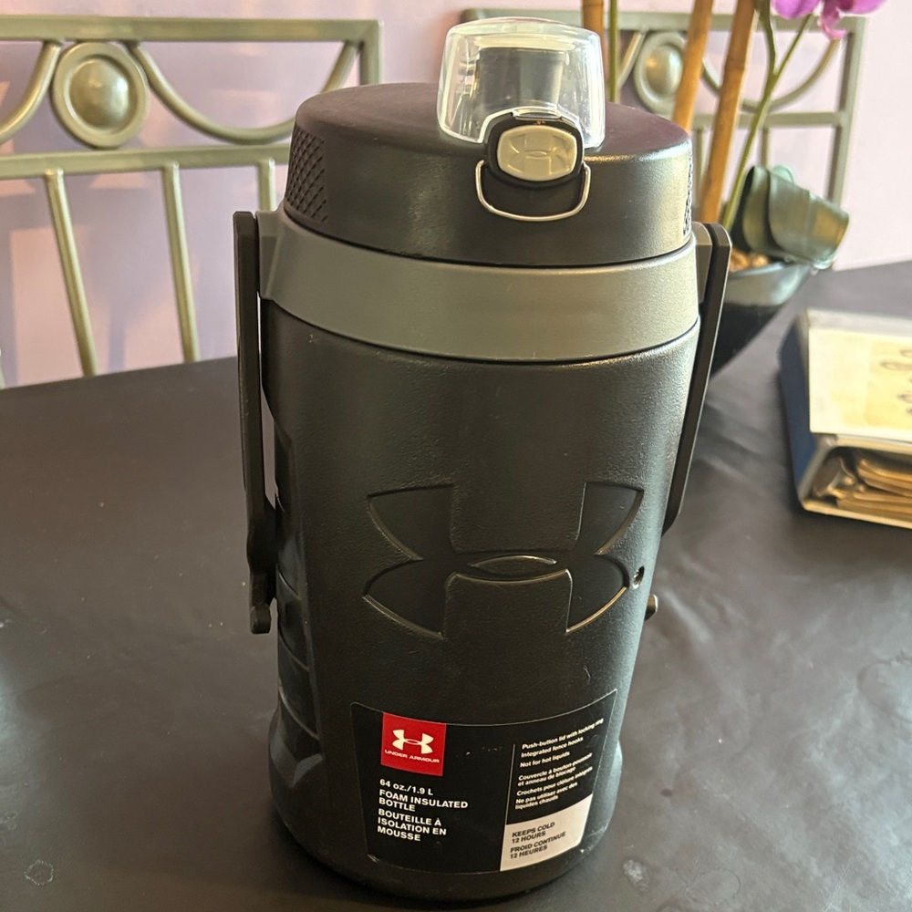 Under Armour Black and Gray Insulated Bottle